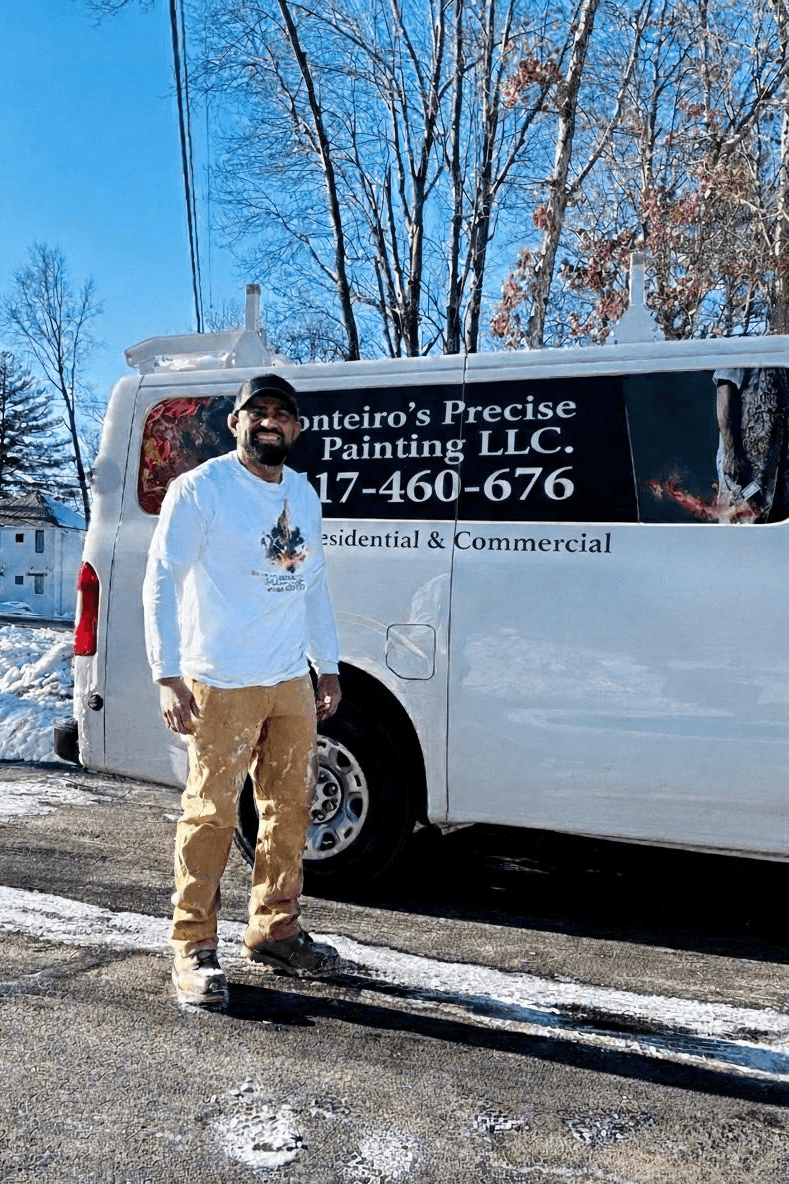 Monteiro Precise Painting at work